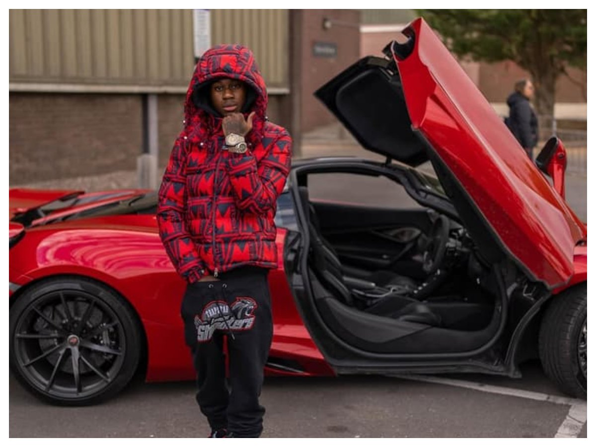 Screenshot of DSAVV's Instagram video mocking police