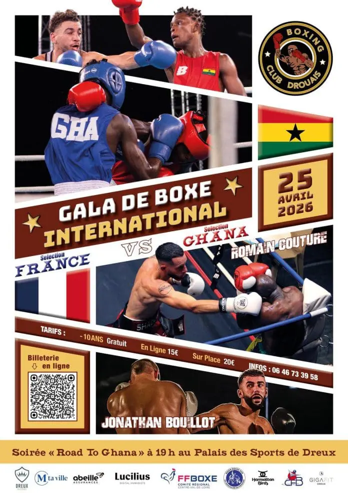 Four amateur boxers from Bukom Boxing Gym posing before their departure to France