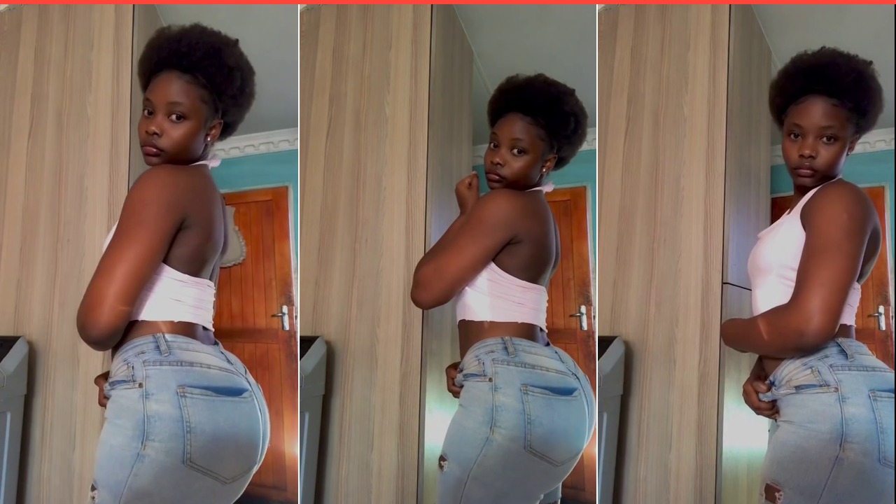 Confidence and Curves: Rocking the Perfect Bedroom Vibe
